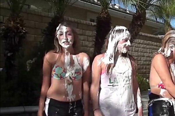 3 women pied and slimed